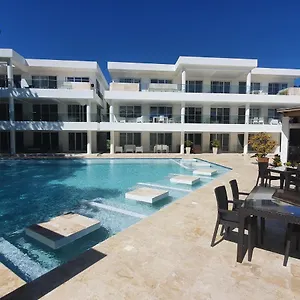 https://beachwalk-boutique-hotel-at-perla-marina.comcaribbean.com